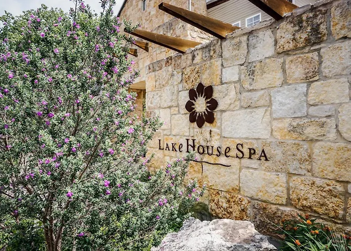 Lake Austin Spa Resort