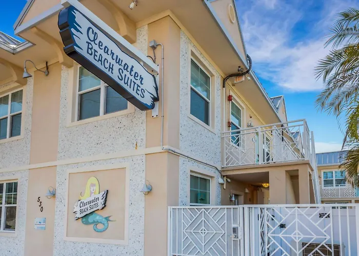 Steps To The Beach! Ground Floor 1Br + Heated Pool