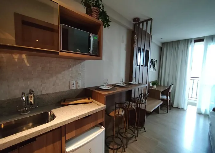 Suite 408 Cond Vista Azul