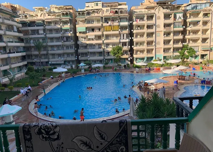 Elzohor Resort