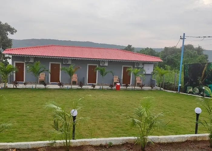 Royal Resort Somasilla
