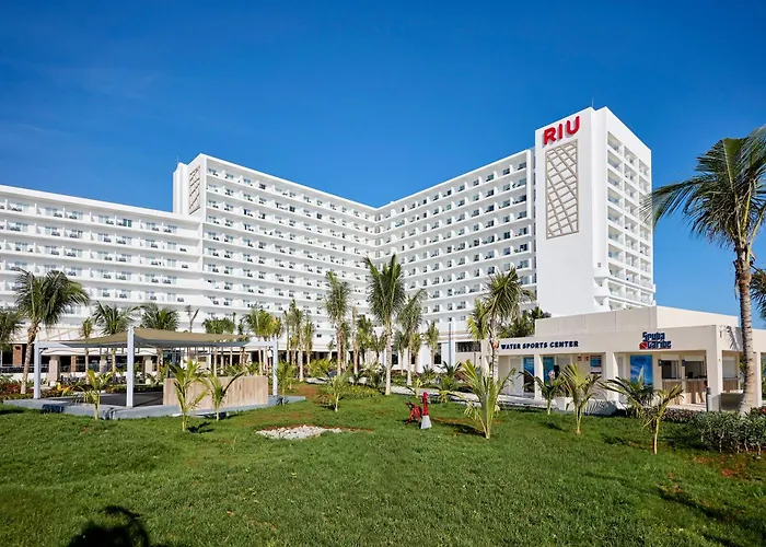 Riu Palace Aquarelle