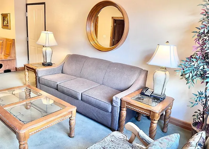 Cozy Zermatt King Villa Near Park City Ski Resorts - 3072