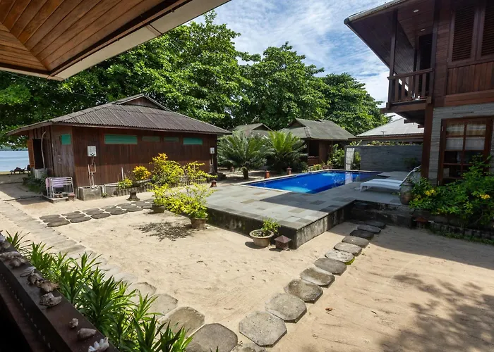 Bobocha Siladen Boutique Resort
