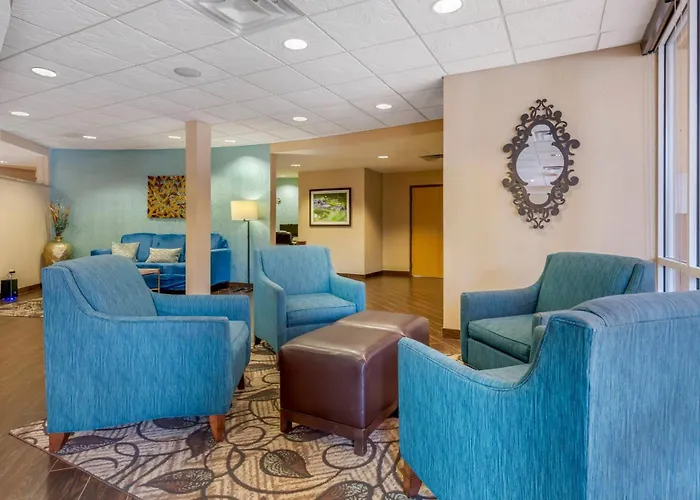 Comfort Suites Lady Lake - The Villages