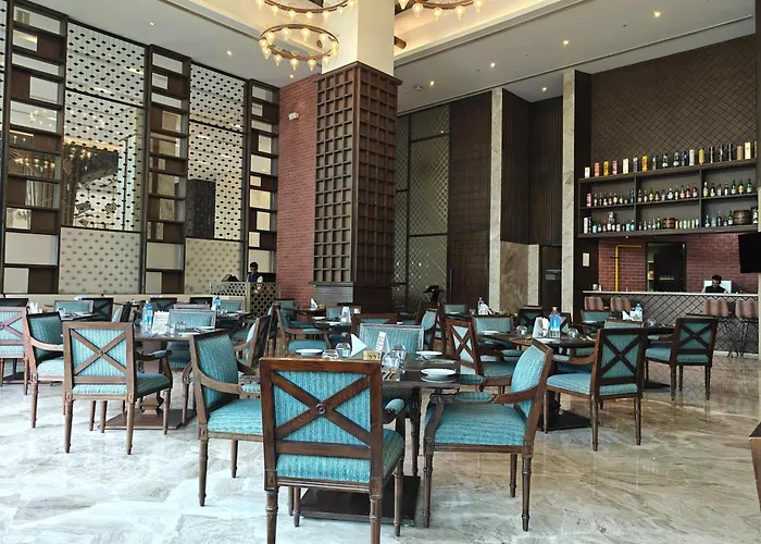 Gift City Club, A Member Of Radisson Individuals