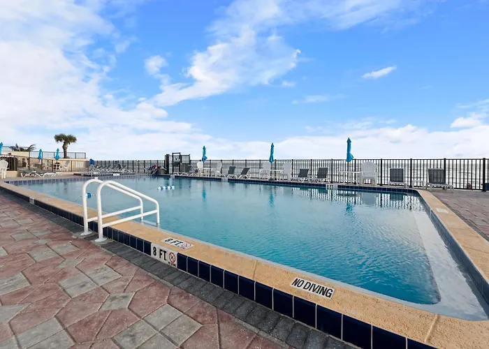 Outrigger Beach Club Resort By Coolvacay