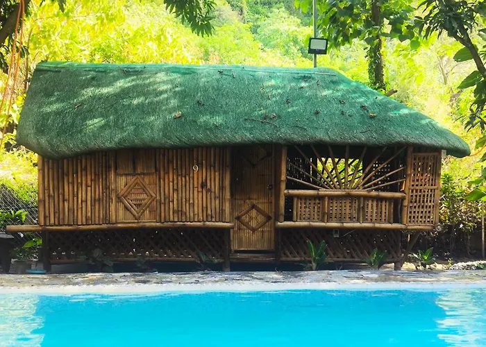 Rea'S Bamboo Resort