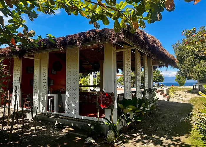 Uzuri Kubo Huts