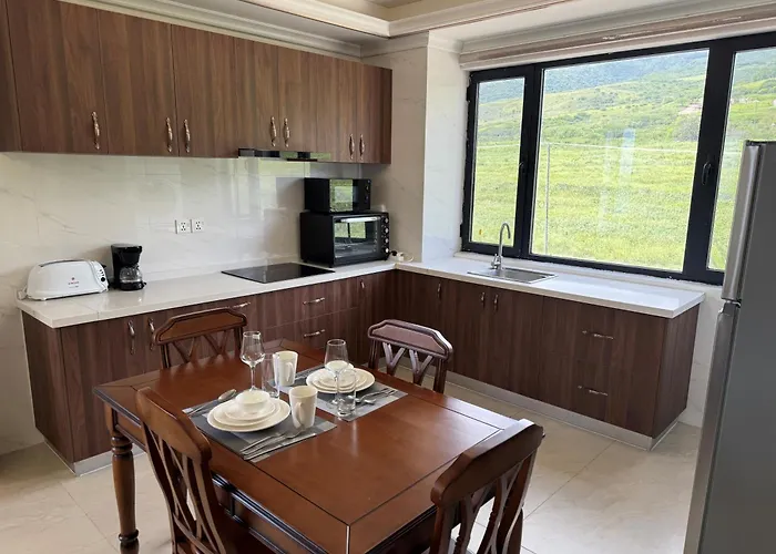 Seaview Garden Hotel & Residences