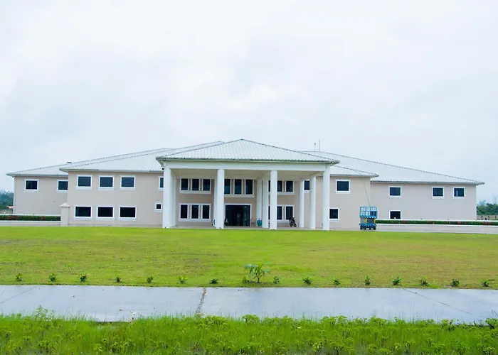 Royal Ambassador Hotel