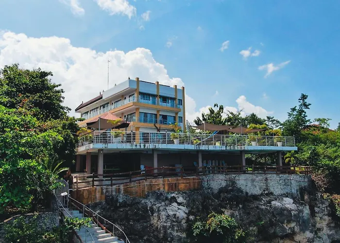 Sacaan Tropical Breeze Resort