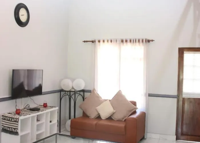 Unit 35 Pendleberry Grove Holidays