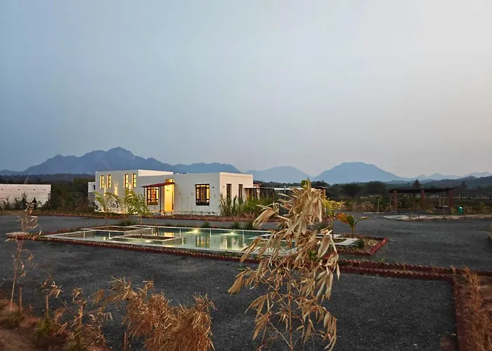 Vanthra Vilas, Jawai - Luxury Villas With Private Pools