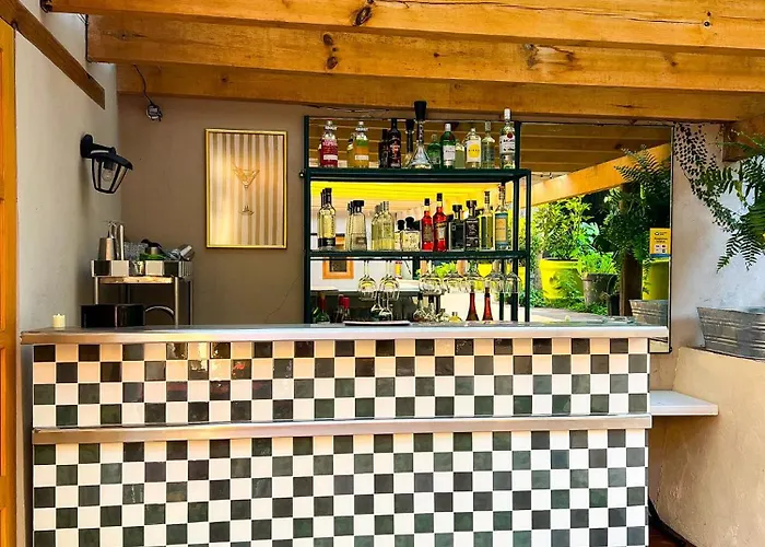 Ombligo Connection House (Adults Only)