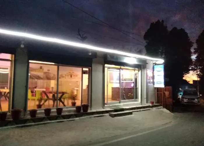 Mount Aura Stay & Dine