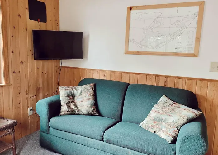 Cabin 8 | Northwoods