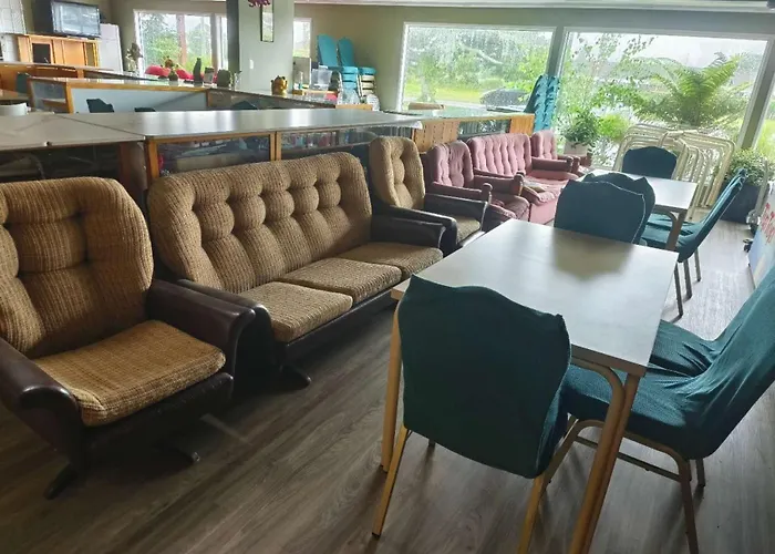 Awa Hotel 4-Star 23-36 Sqm Large Rooms And 3 Sqm Small Single Rooms-Capsules