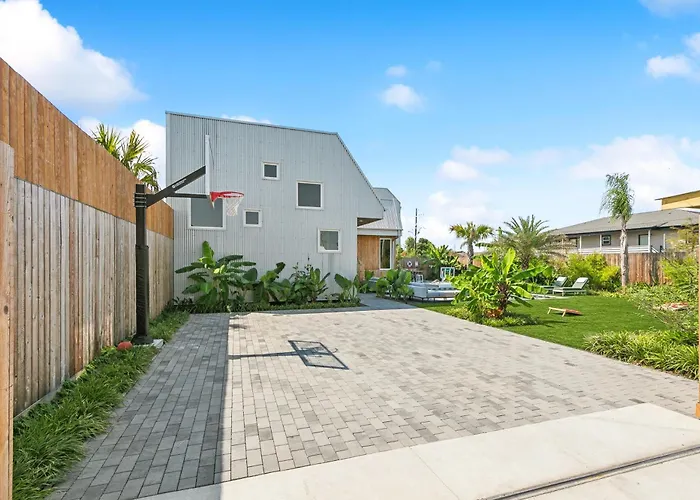 The Herald 12Br Private Villa