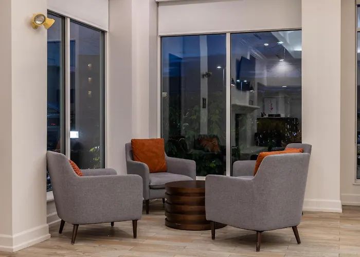 Hilton Garden Inn Auburn Riverwatch