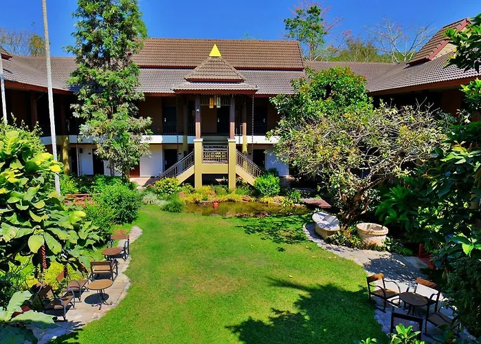 Mae Jo Golf Resort & Spa
