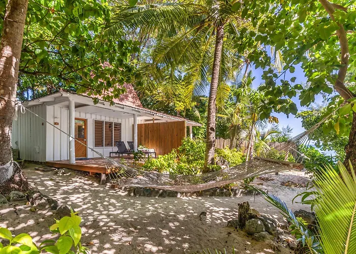 Beachcomber Island Resort