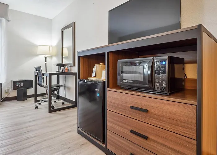 Quality Inn & Suites Dawsonville
