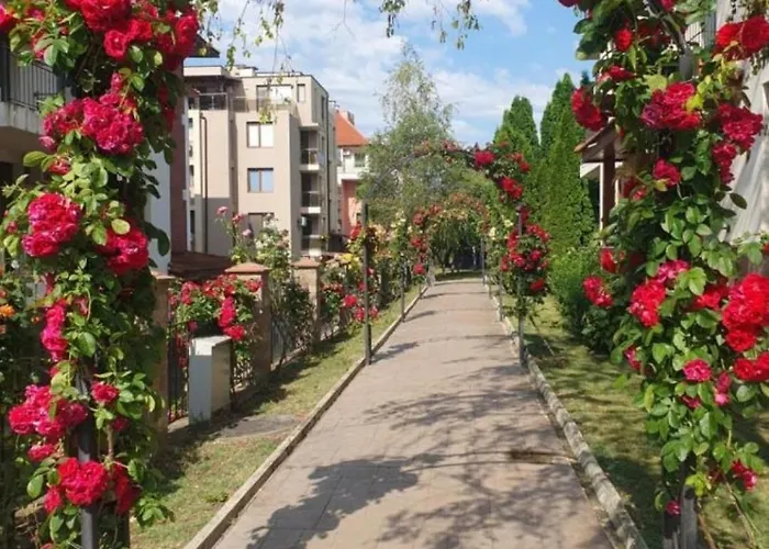 Family Hotel Apolon