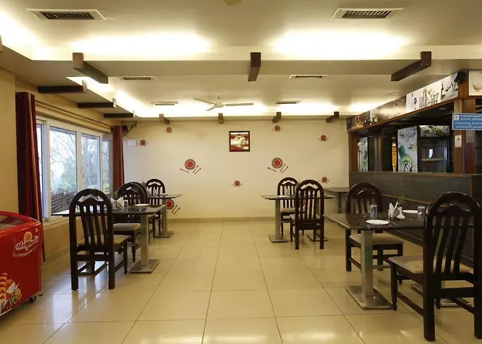 Kstdc Hotel Mayura Valley View Madikeri