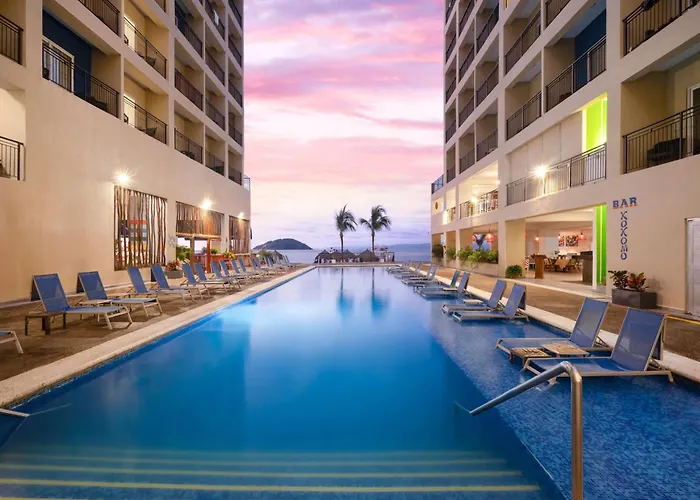 Decameron La Marina Guayabitos, Ramada All-Inclusive Resort