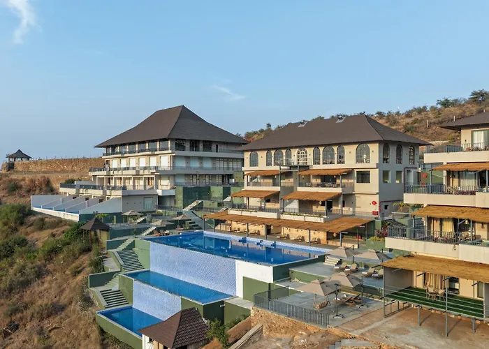 Nanda Hill Resort-Aravali Views
