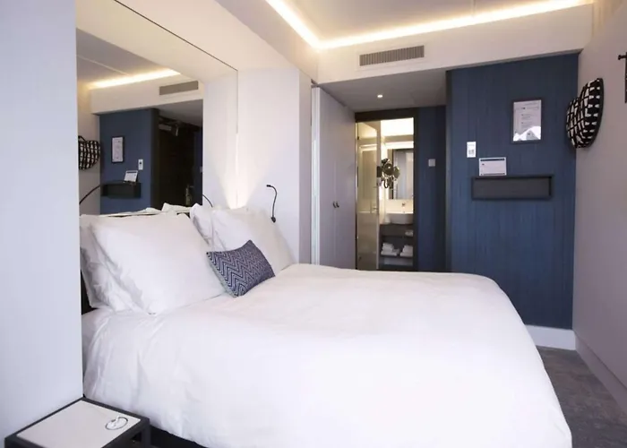 Golden Tulip Hotel Central