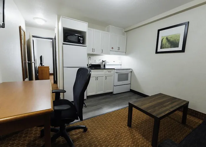 Super 8 By Wyndham Grande Prairie