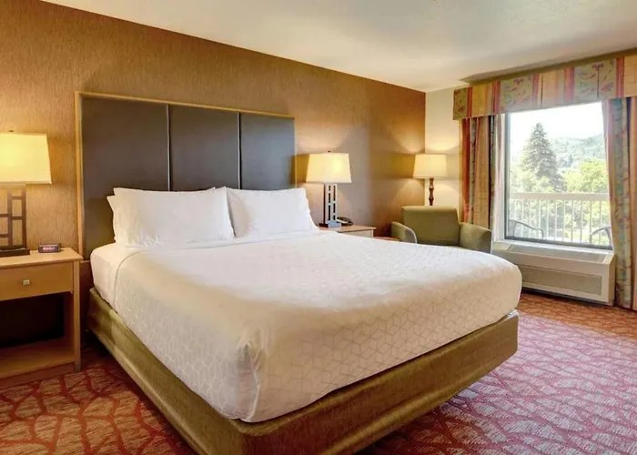The Lodge At Roseburg