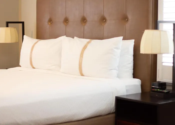 Hotel Petaluma, Tapestry Collection By Hilton
