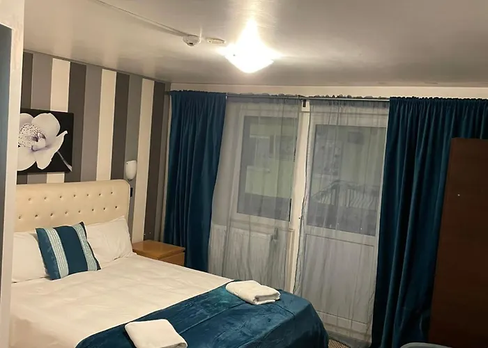 Straja (Hunedoara) Resorts