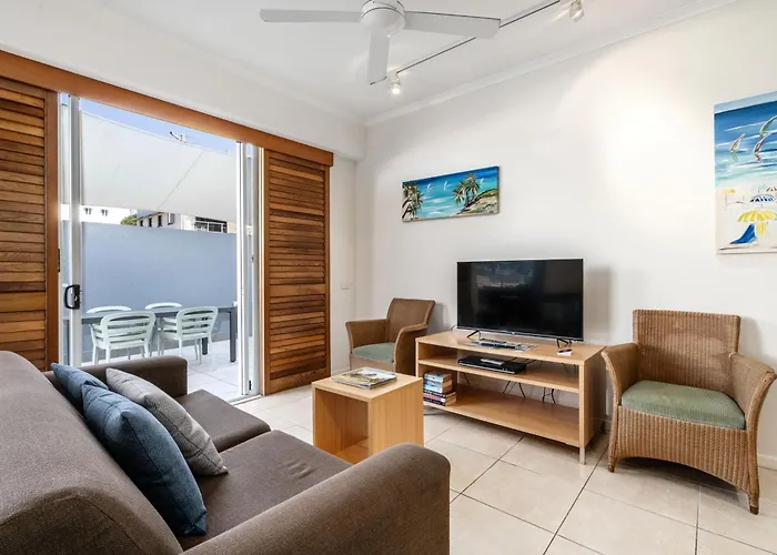 Rolling Surf Resort