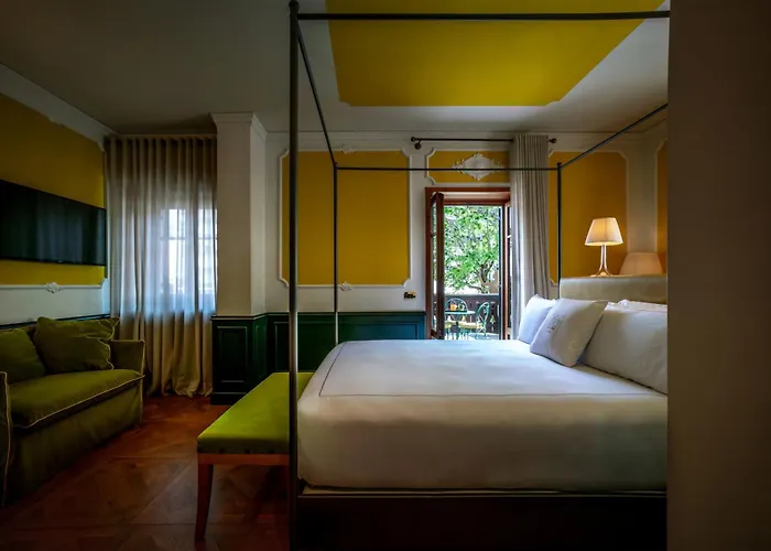 Ambra Cortina Luxury&Fashion Hotel