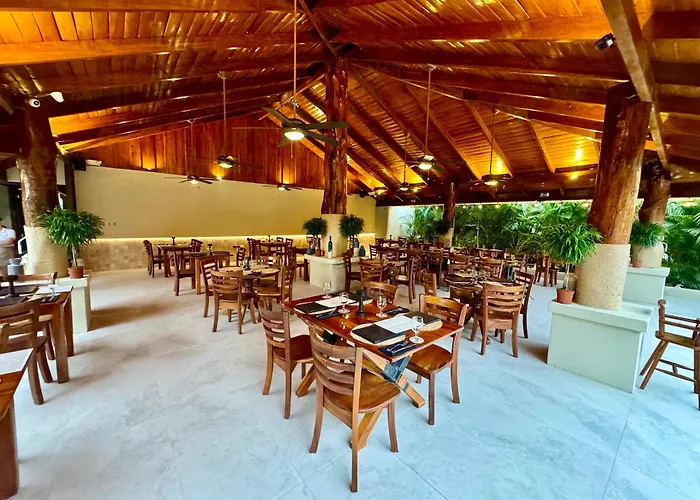 Hotel Playa Espadilla
