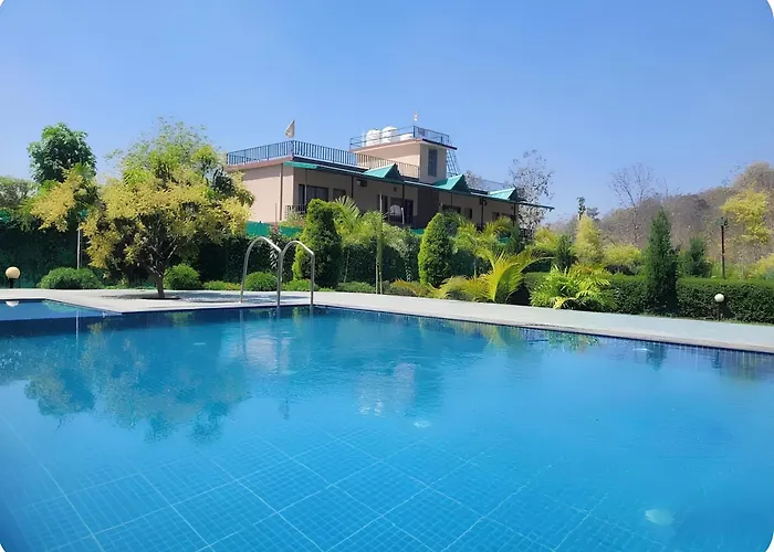 Corbett Mid Forest House - Near Dabka River