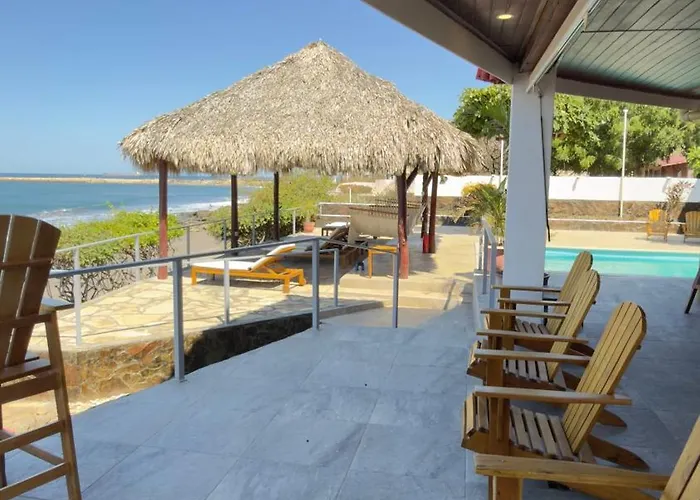 Casa La Barra Surf Resort