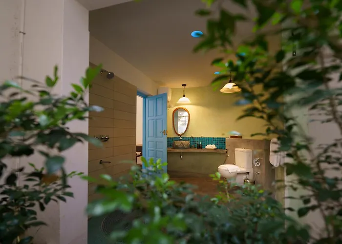 Isai Karai Bungalow - A Cgh Earth Saha Experience