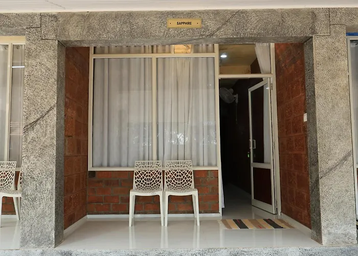Stripgreens Beach & Backwater Resort Valiyaparamba