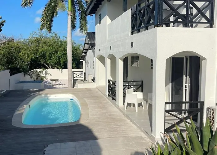 Cas Grandi Studios & Apartments With Pool & Jacuzzi