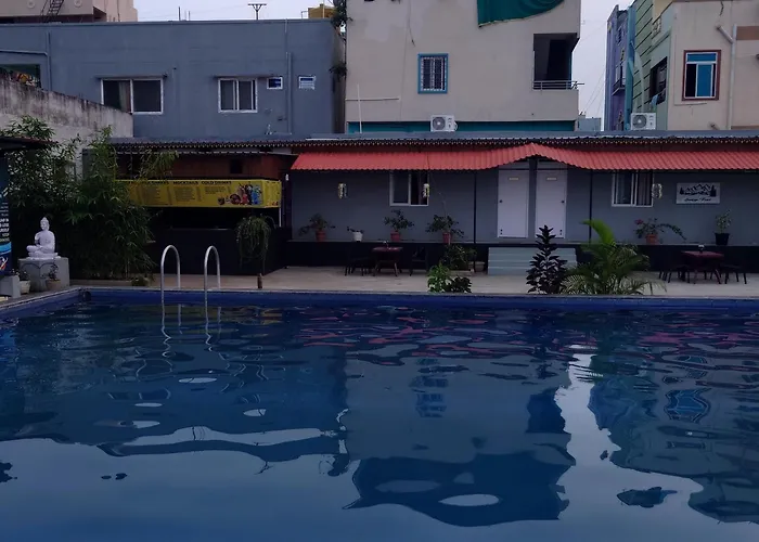 Himalaya Pool & Resort Hotel