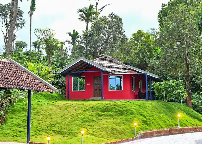Red Roof Resort - Pool, Home Food, Coffee Estate, Near To Falls & Trekking