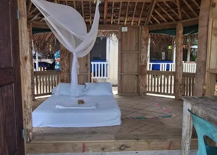 Manusina Beach Fale