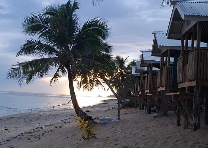 Manusina Beach Fale