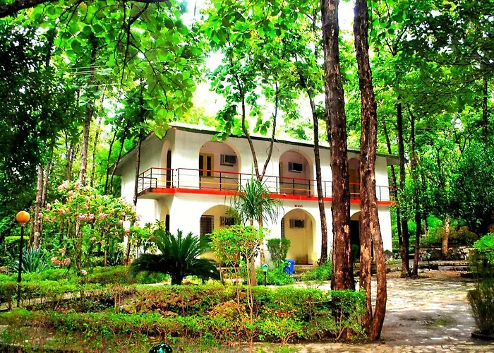 Star Key Point Resort - A Unit Of B Square Hospitality