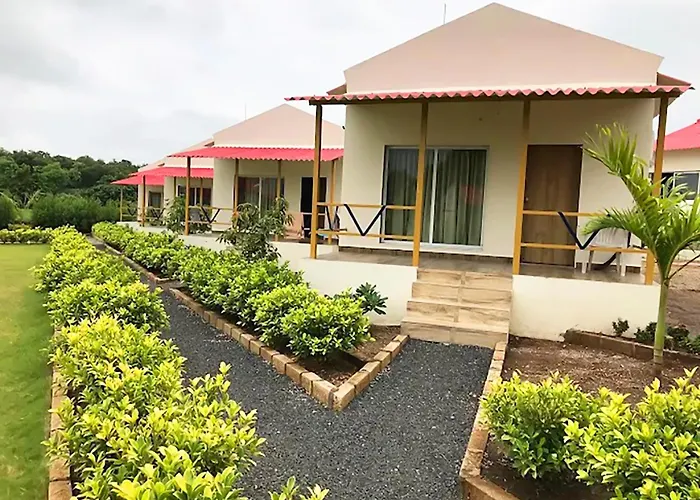 Vanray Farm And Resort